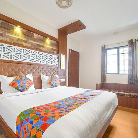 Fabhotel Qube - 800M From Ernakulam Junction South Railway Station Kochi Exterior foto