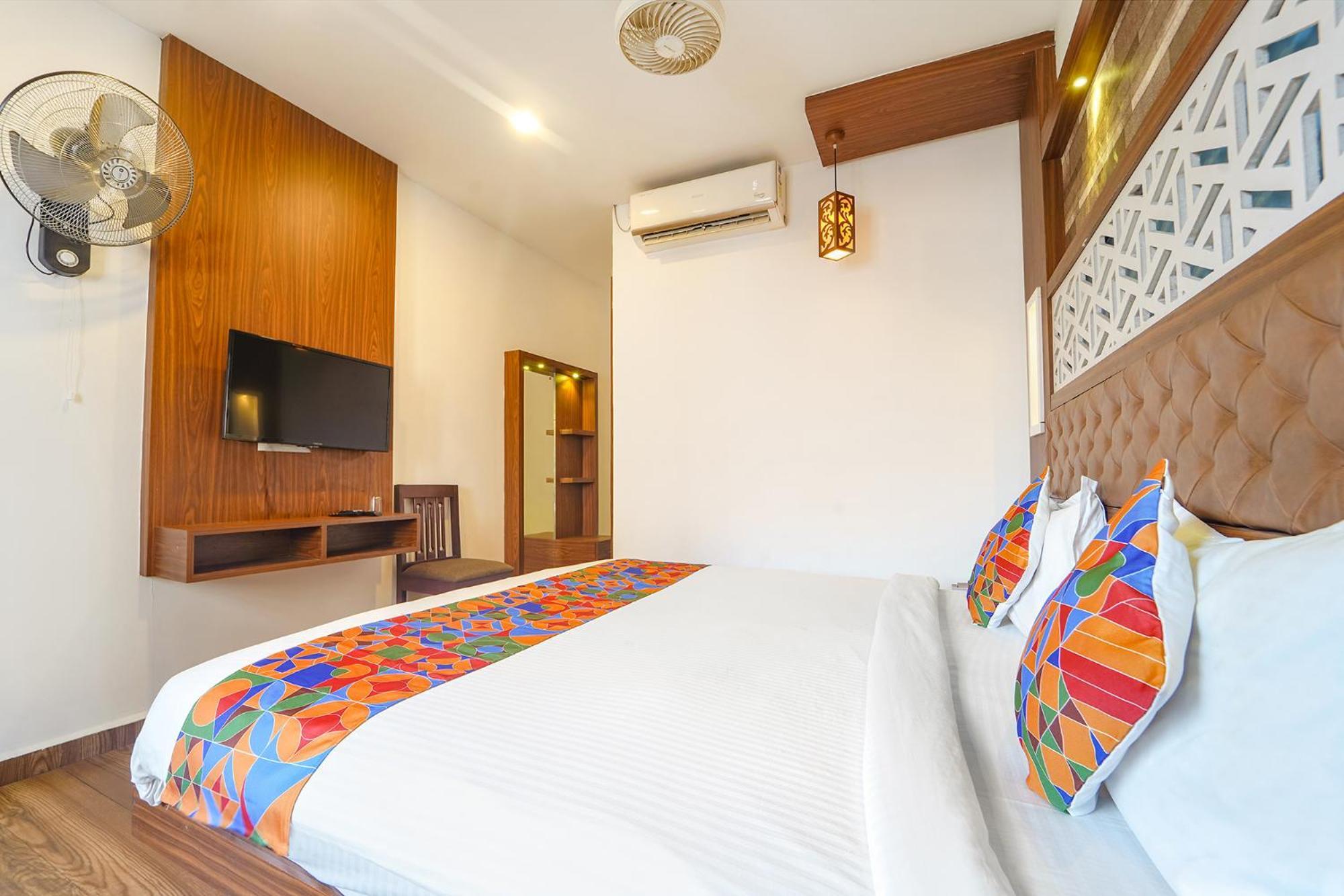 Fabhotel Qube - 800M From Ernakulam Junction South Railway Station Kochi Exterior foto