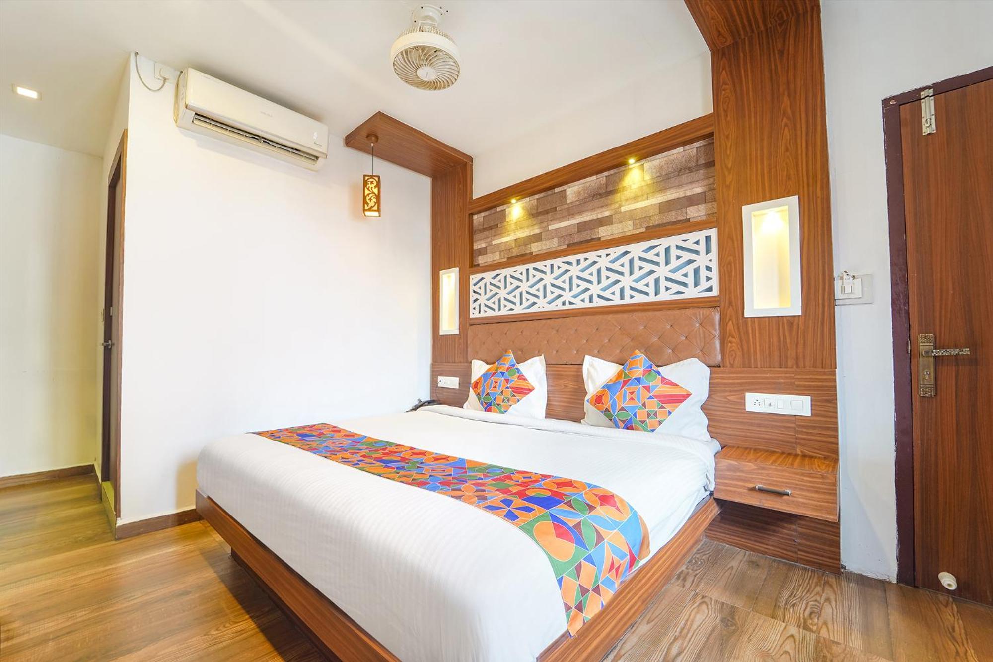 Fabhotel Qube - 800M From Ernakulam Junction South Railway Station Kochi Exterior foto