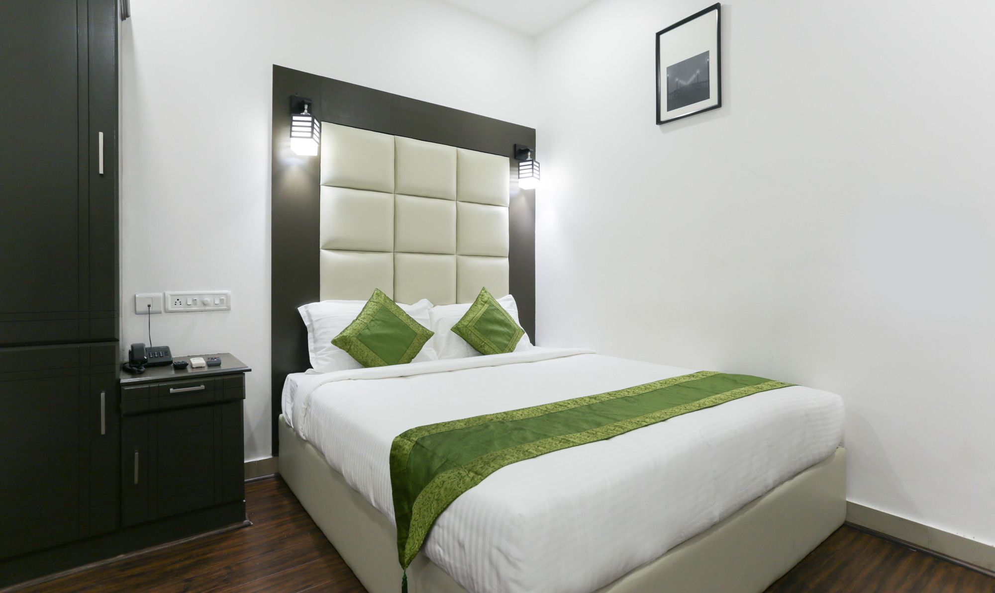 Fabhotel Qube - 800M From Ernakulam Junction South Railway Station Kochi Exterior foto